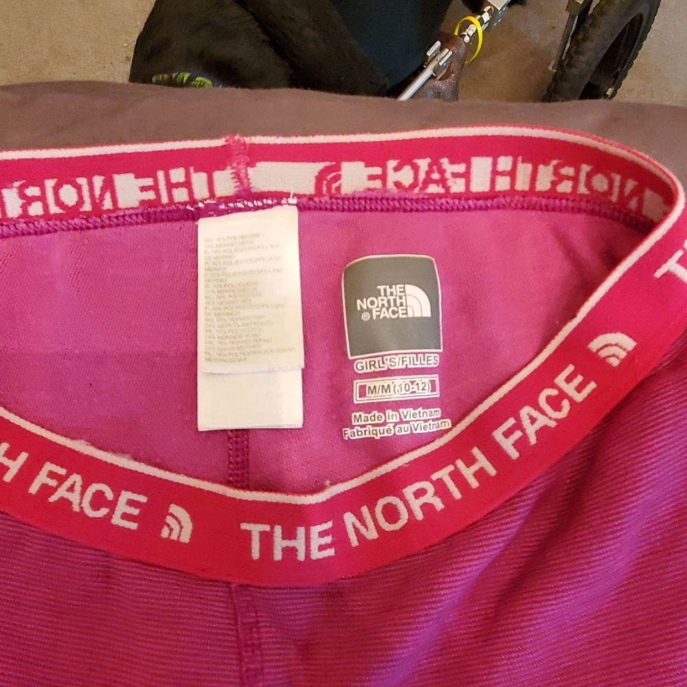 North Face - Picture 2 of 3